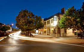 Cobb & Co Court Boutique Hotel