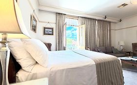 Cobb & Co Court Boutique Hotel